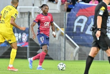 未来的法国国脚!队报:阿森纳等俱乐部有意20岁雷恩中卫雅奎特