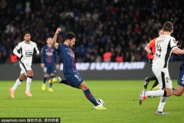 法甲-K77双响马尤卢传射 巴黎5-0十人雷恩距榜首1分