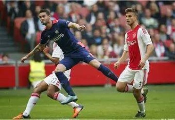 欧冠生死战:阿贾克斯vs本菲卡;阿贾克斯主场破咒,不败底气筑牢出线希望!