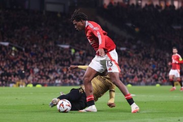 多古:曼联100%能闯进前四,我们的目标是赢得英超冠军